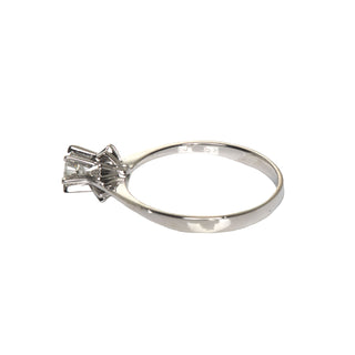 Brillantring aus 585 Weißgold, nachhaltiger second hand Schmuck perfekt aufgearbeitet