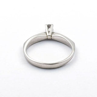 Solitärring aus 585 Weißgold mit Brillant, nachhaltiger second hand Schmuck perfekt aufgearbeitet