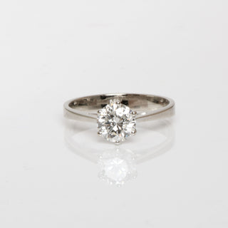 Solitärring aus 585 Weißgold mit Brillant, nachhaltiger second hand Schmuck perfekt aufgearbeitet