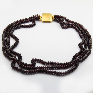 Granatkette mit Schließe aus Silber/Gold mit Brillant, Handarbeit, nachhaltiger second hand Schmuck perfekt aufgearbeitet