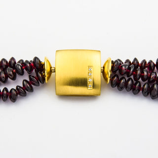 Granatkette mit Schließe aus Silber/Gold mit Brillant, Handarbeit, nachhaltiger second hand Schmuck perfekt aufgearbeitet