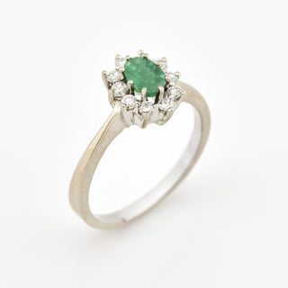 Wempe Smaragdring aus 585 Weißgold mit Brillant, nachhaltiger second hand Schmuck perfekt aufgearbeitet