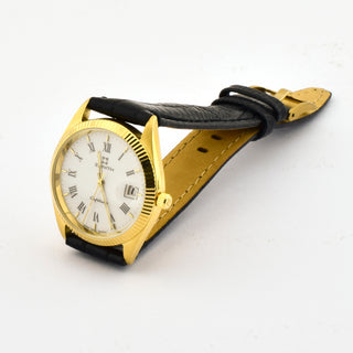 Zenith Armbanduhr Captain Quarzwerk mit Datumsanzeige und Zentralsekunde, Leuchtzeiger und Leuchtindizes, gebrauchte Luxusuhr im Top-Zustand