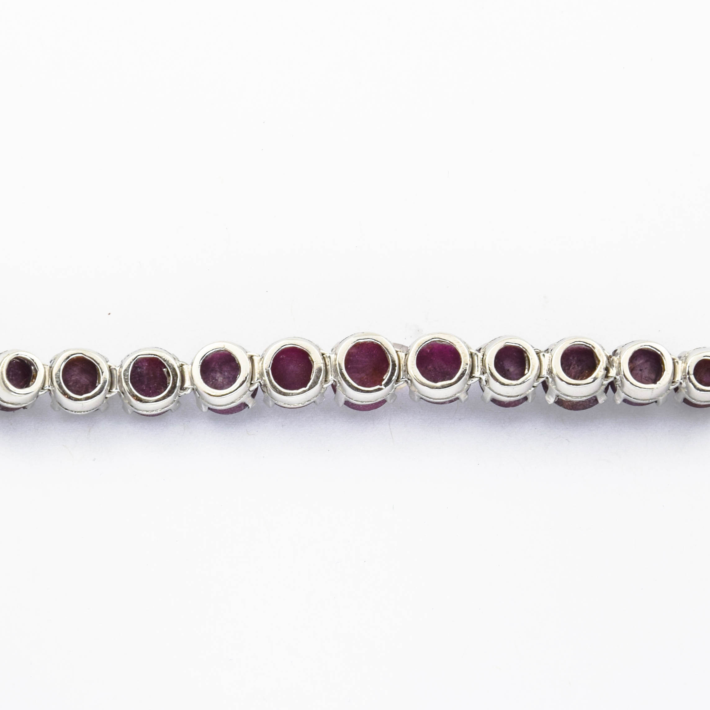 Rubinarmband aus 925 Silber, nachhaltiger second hand Schmuck perfekt aufgearbeitet