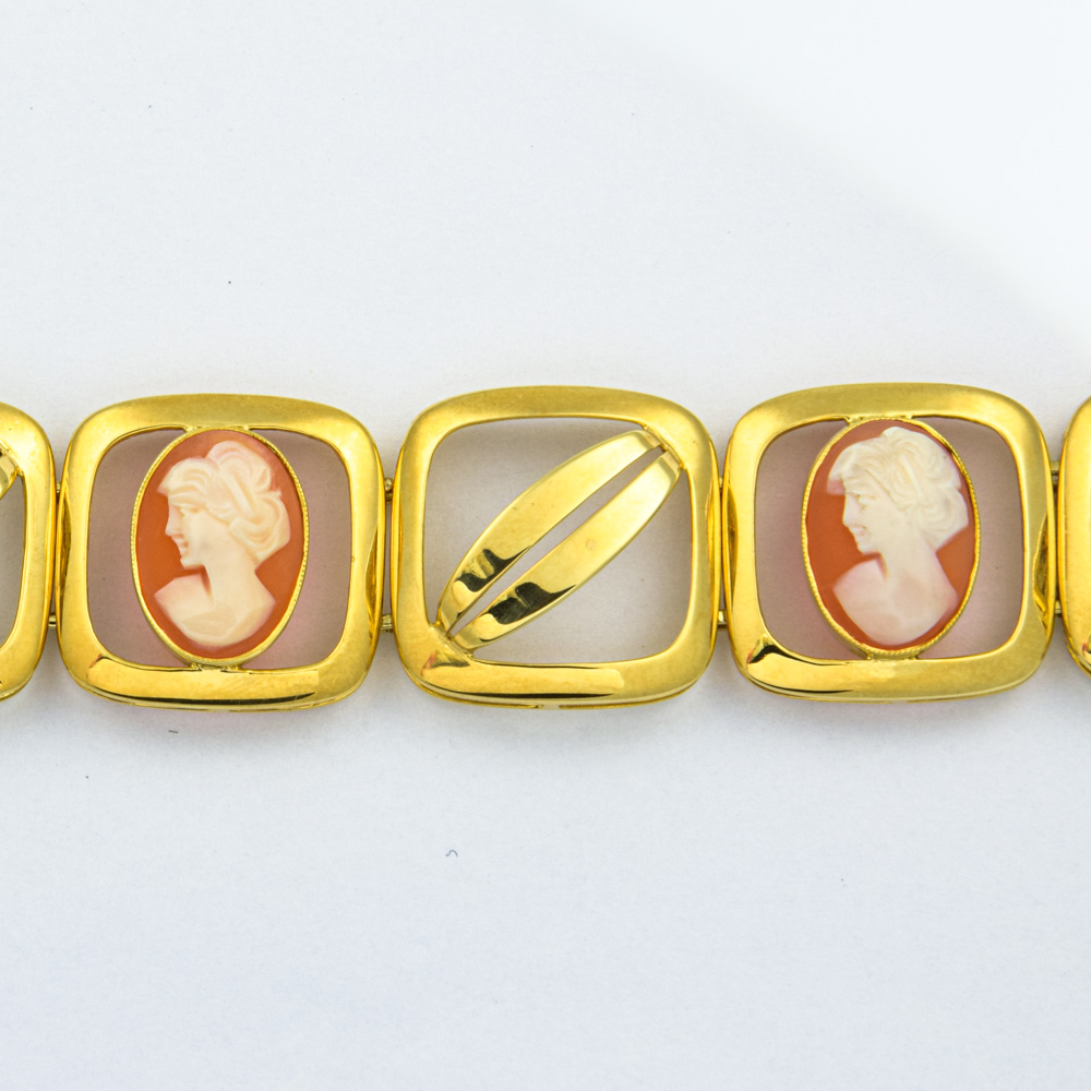 Gliederarmband aus 585 Gelbgold mit Kamee/Gemme, hochwertiger second hand Schmuck perfekt aufgearbeitet
