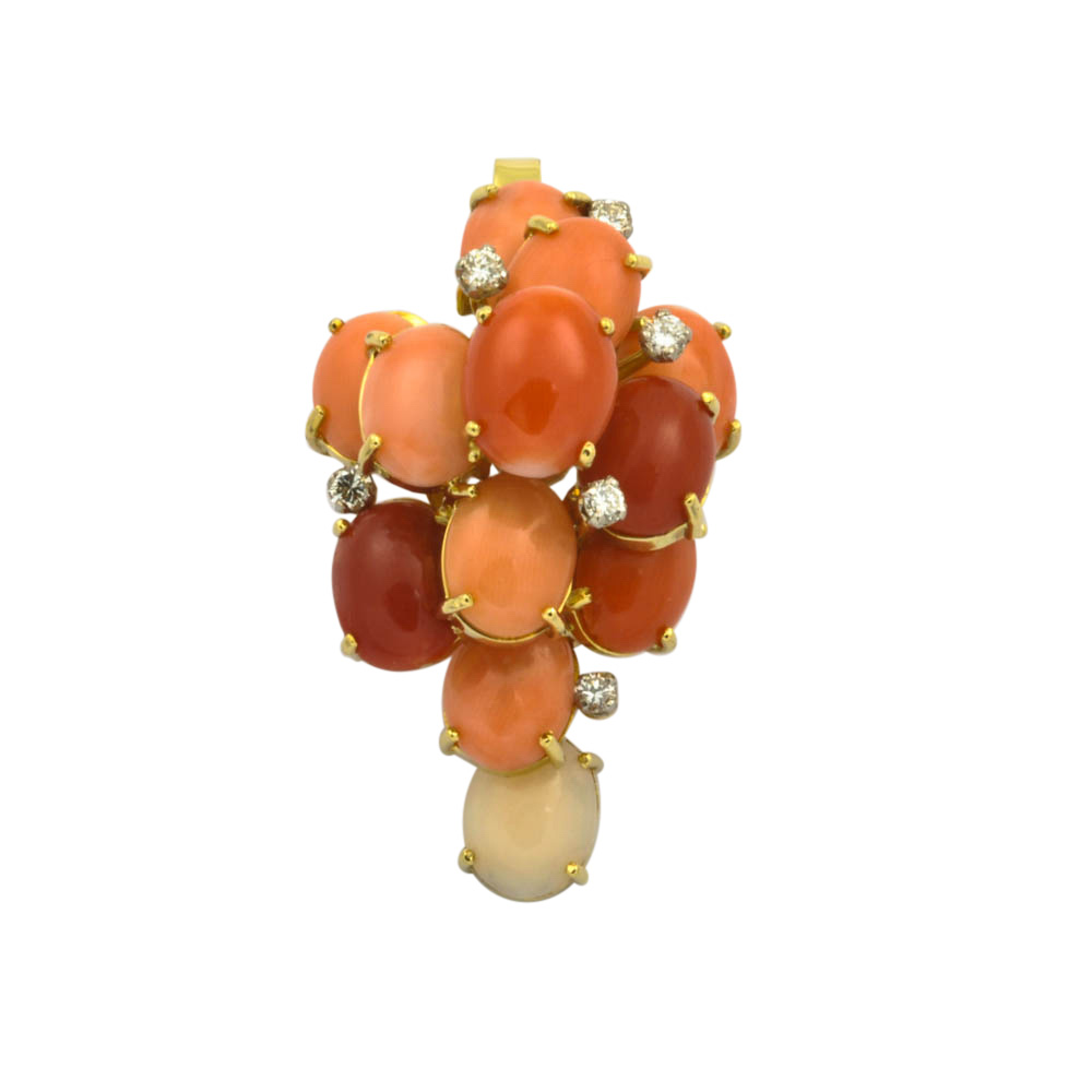 Korallenanhänger aus 750 Gelbgold mit Brillant, nachhaltiger second hand Schmuck perfekt aufgearbeitet