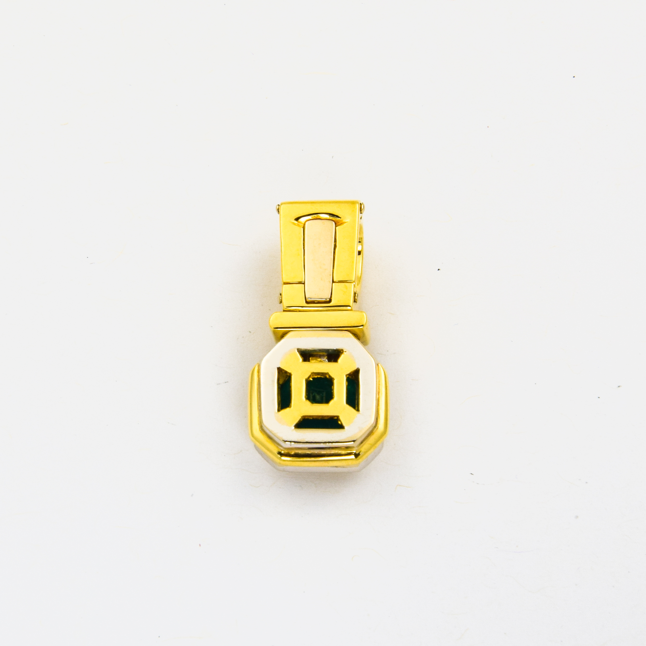 Smaragdanhänger aus 750 Gelb- und Weißgold mit Diamant, nachhaltiger second hand Schmuck perfekt aufgearbeitet