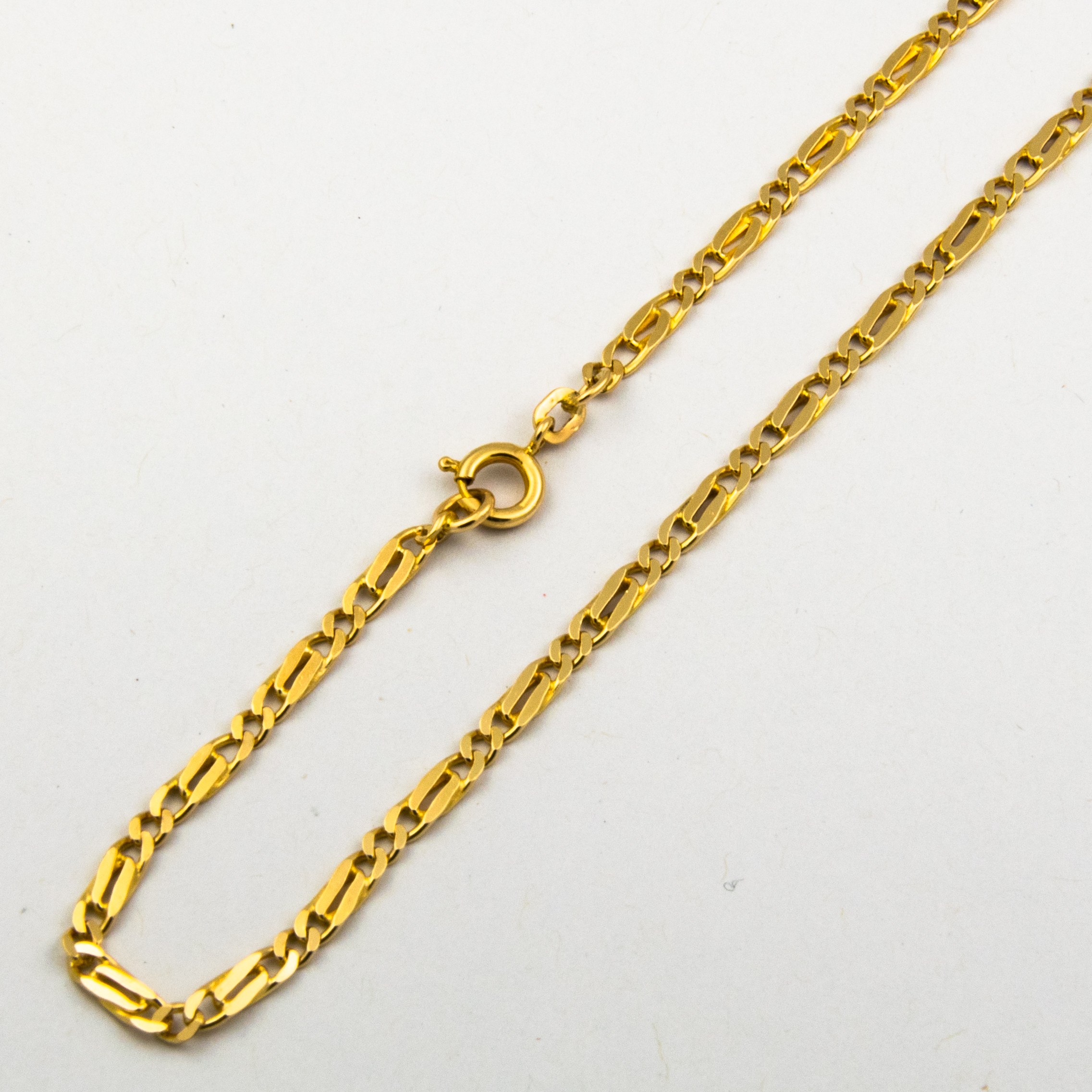 Figarokette aus 585 Gelbgold, 61 cm, nachhaltiger second hand Schmuck perfekt aufgearbeitet