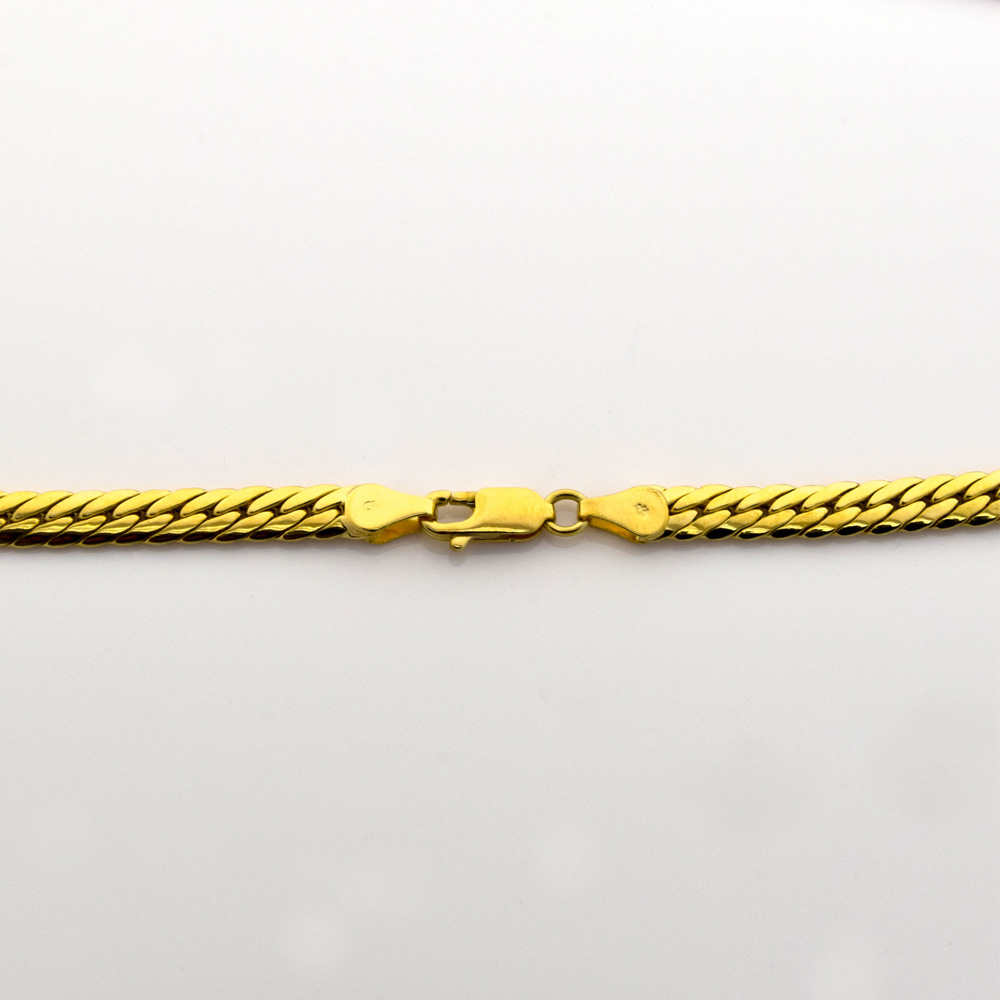 Halskette aus 750 Gelbgold, nachhaltiger second hand Schmuck perfekt aufgearbeitet