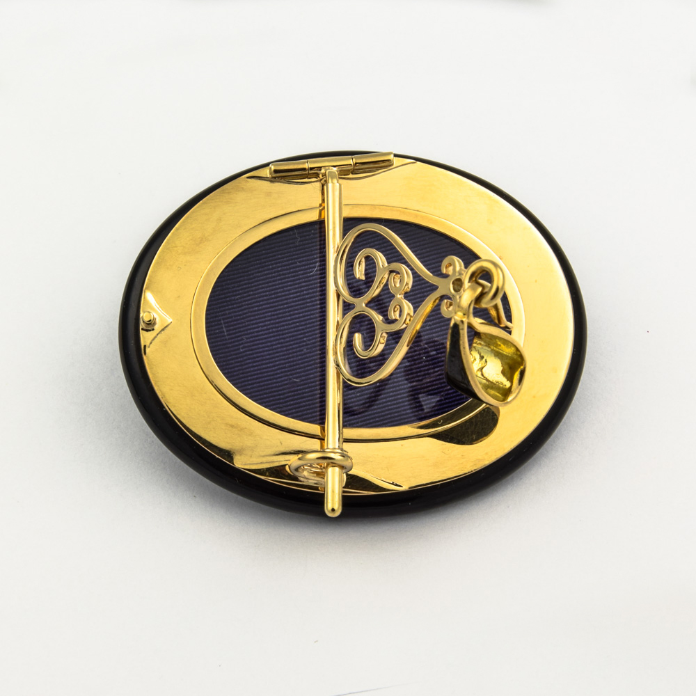 Medaillon aus 585 Gelbgold mit Onyx und Brillant, hochwertiger second hand Schmuck perfekt aufgearbeitet