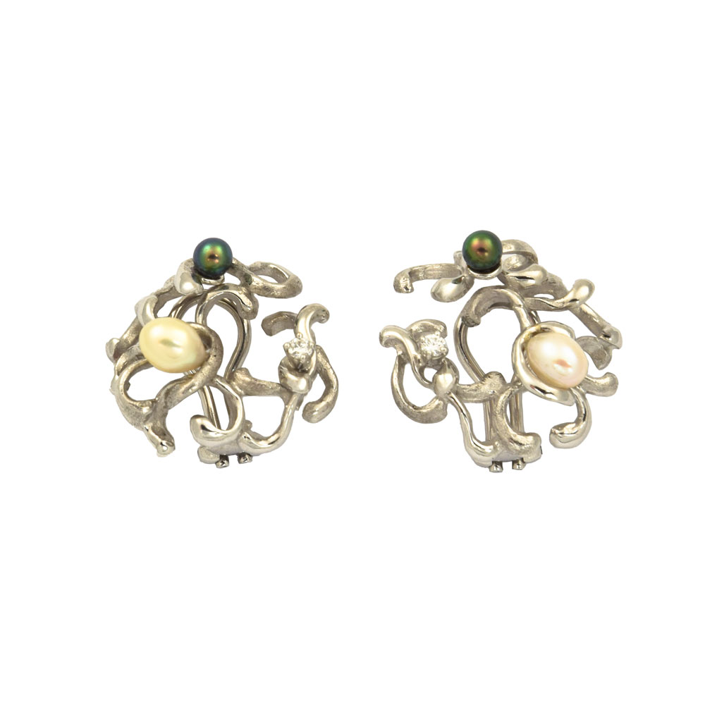 Ohrclips aus 750 Weißgold mit Perle und Brillant, nachhaltiger second hand Schmuck perfekt aufgearbeitet