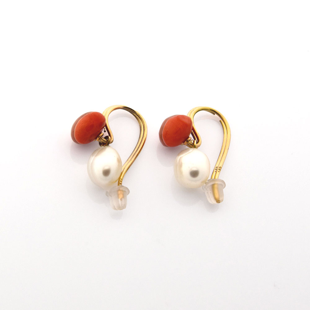 Korallenohrhänger aus 585 Rotgold mit Perle, nachhaltiger second hand Schmuck perfekt aufgearbeitet