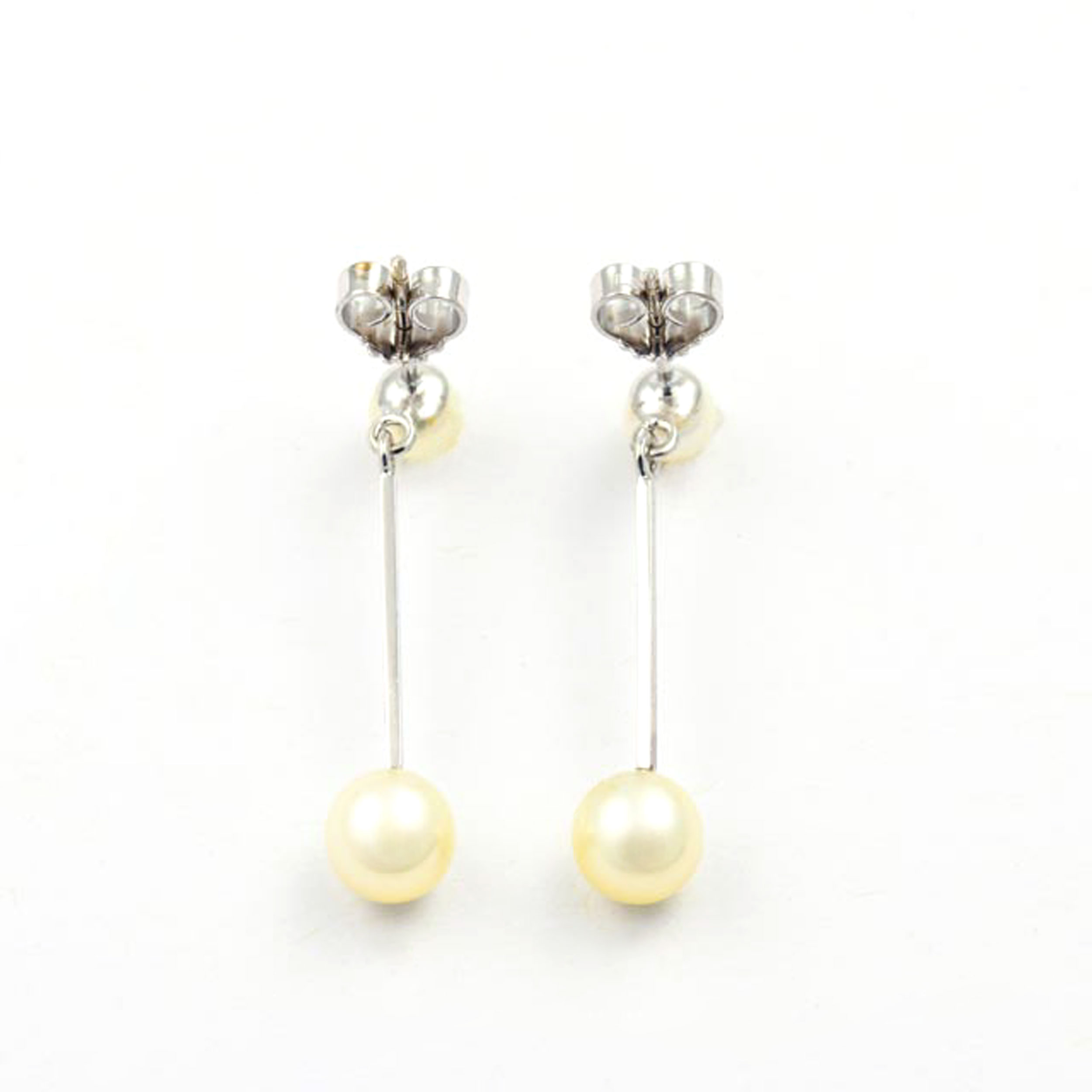 Perlenohrhänger aus 585 Weißgold, nachhaltiger second hand Schmuck perfekt aufgearbeitet