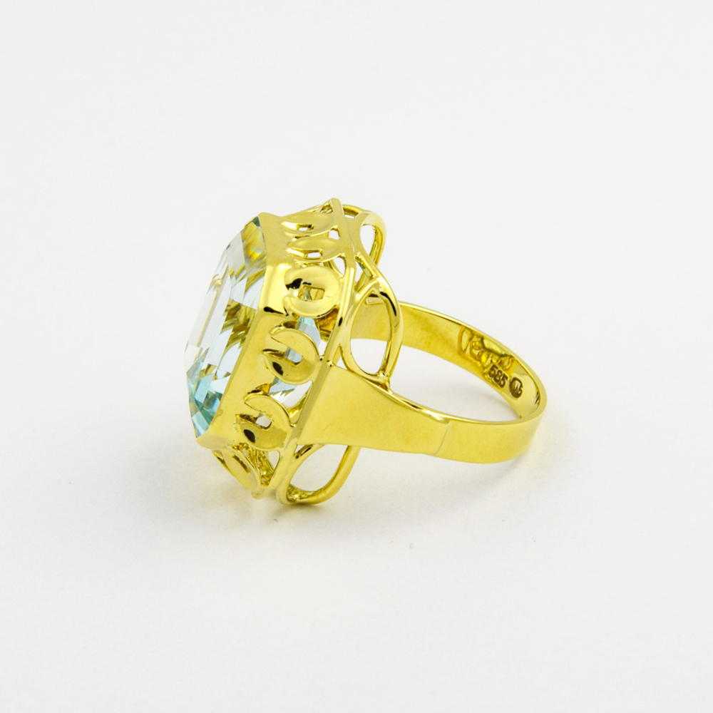 Ring aus 585 Gelbgold mit Aquamarin, nachhaltiger second hand Schmuck perfekt aufgearbeitet