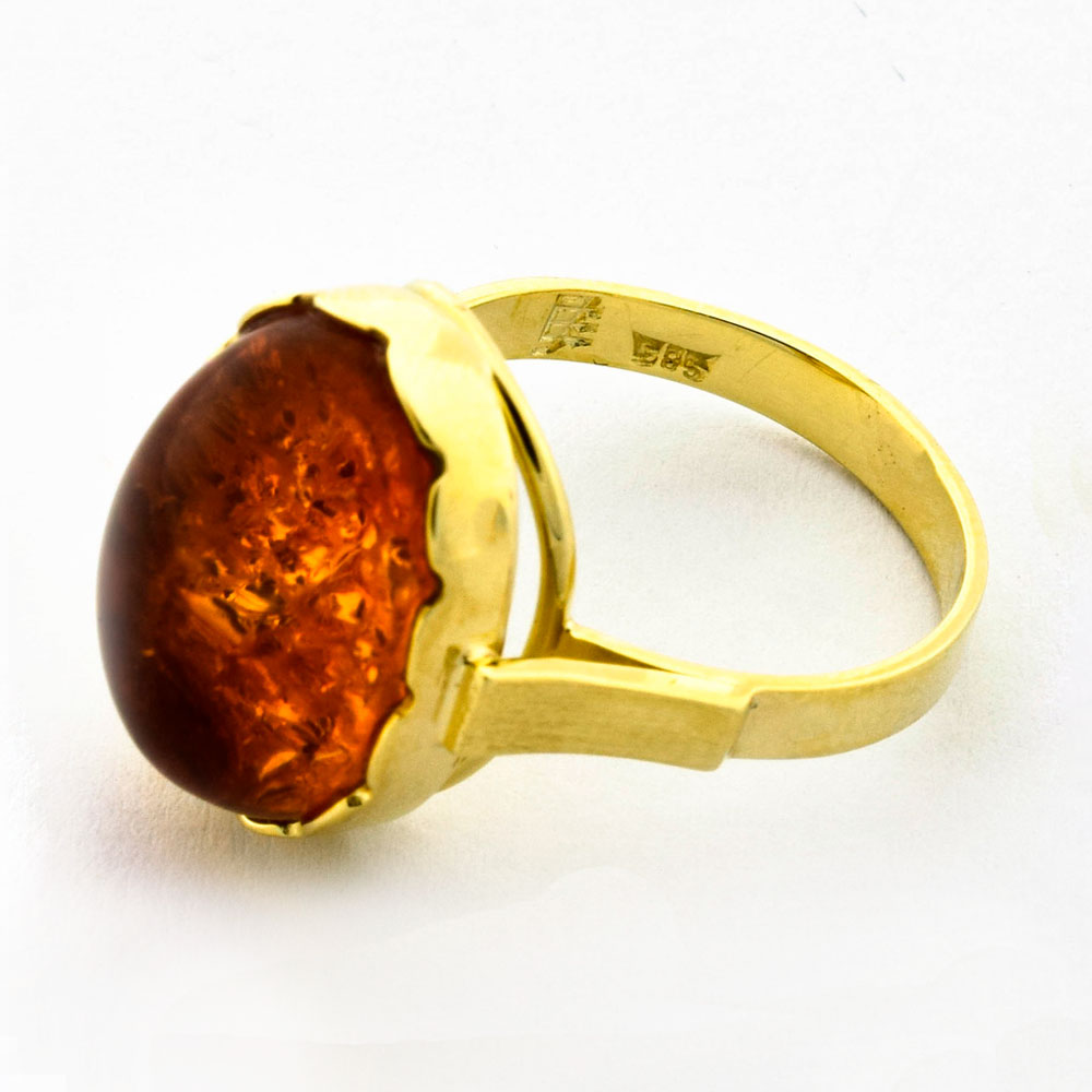 Ring aus 585 Gelbgold mit Bernstein, nachhaltiger second hand Schmuck perfekt aufgearbeitet