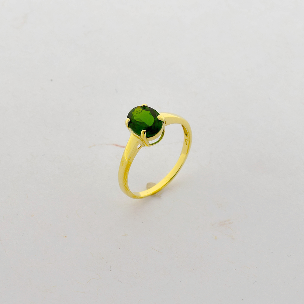 Ring aus 585 Gelbgold mit Chromdiopsid, nachhaltiger second hand Schmuck perfekt aufgearbeitet