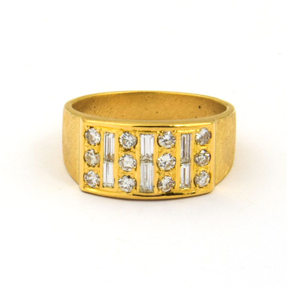 Ring aus 585 Gelbgold mit Diamant und Brillant, nachhaltiger second hand Schmuck perfekt aufgearbeitet
