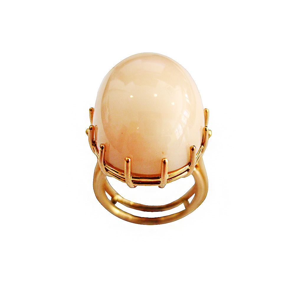 Ring aus 750 Gelbgold mit Koralle, hochwertiger second hand Schmuck perfekt aufgearbeitet