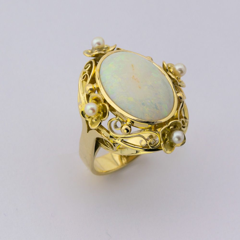 Ring aus 585 Gelbgold mit Opal und Perle, hochwertiger second hand Schmuck perfekt aufgearbeitet