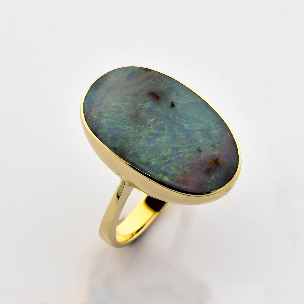Ring aus 585 Gelbgold mit Opal, nachhaltiger second hand Schmuck perfekt aufgearbeitet