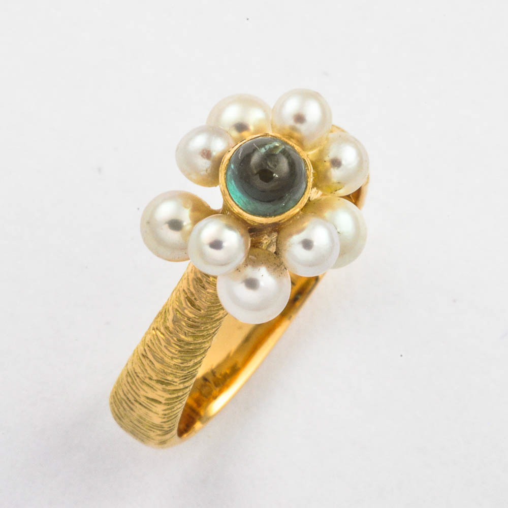 Ring aus 750 Gelbgold mit Perle und Turmalin, hochwertiger second hand Schmuck perfekt aufgearbeitet