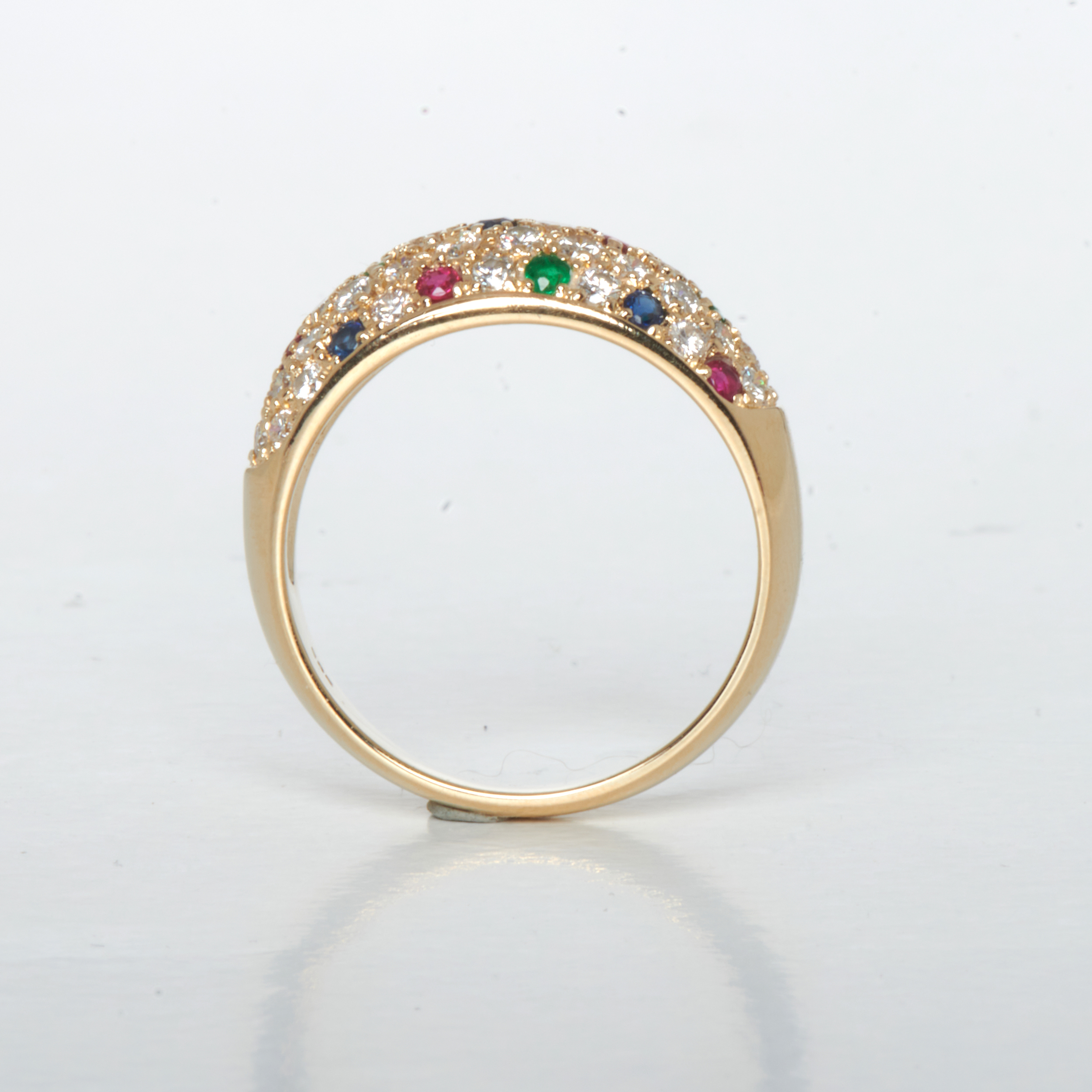 Ring aus 585 Gelbgold mit Smaragd, Saphir und Rubin, nachhaltiger second hand Schmuck perfekt aufgearbeitet