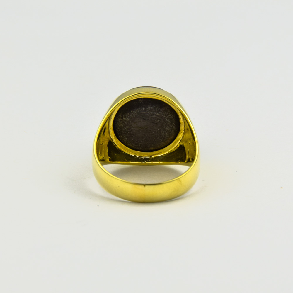 Ring aus 585 Gelbgold mit Sterndiopsid, nachhaltiger second hand Schmuck perfekt aufgearbeitet