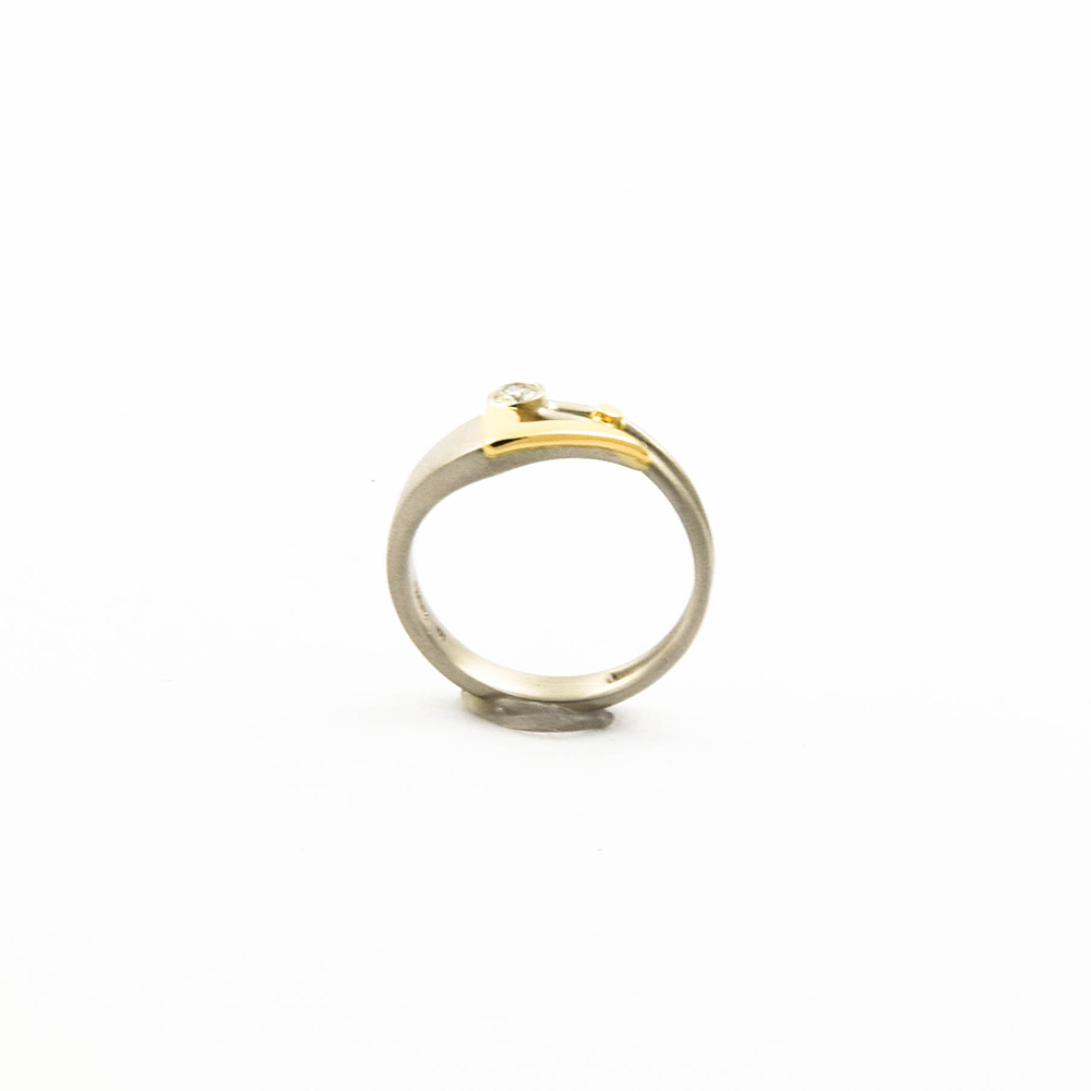 Ring aus 950 Platin/Gold mit Diamant, nachhaltiger second hand Schmuck perfekt aufgearbeitet