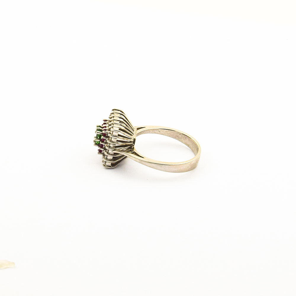 Ring aus 750 Weißgold mit Turmalin, Rubin und Brillant, nachhaltiger second hand Schmuck perfekt aufgearbeitet