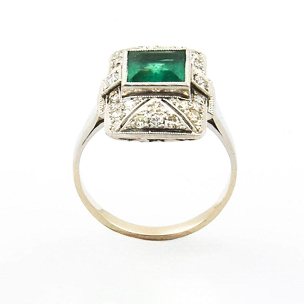 Ring aus 750 Weißgold mit Smaragd und Diamant, nachhaltiger second hand Schmuck perfekt aufgearbeitet