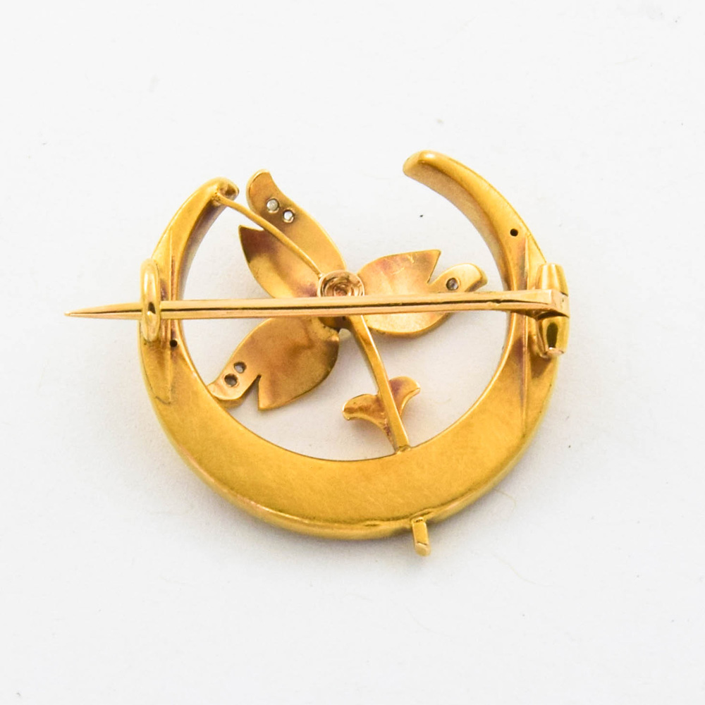 Brosche aus 750 Gelbgold mit Perle und Diamant, nachhaltiger second hand Schmuck perfekt aufgearbeitet