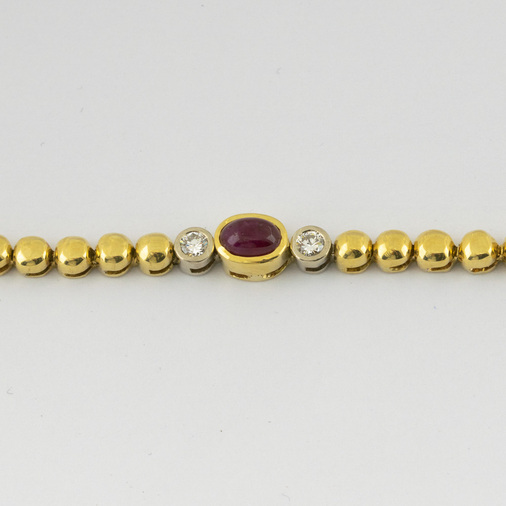 Rubinarmband aus 750 Gelb- und Weißgold mit Brillant, nachhaltiger second hand Schmuck perfekt aufgearbeitet