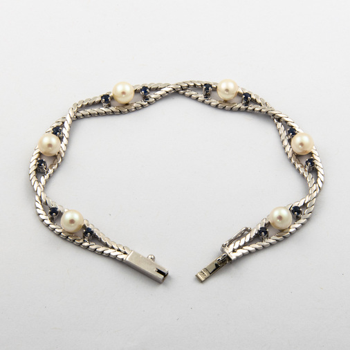 Armband aus 585 Weißgold mit Perle und Saphir, nachhaltiger second hand Schmuck perfekt aufgearbeitet