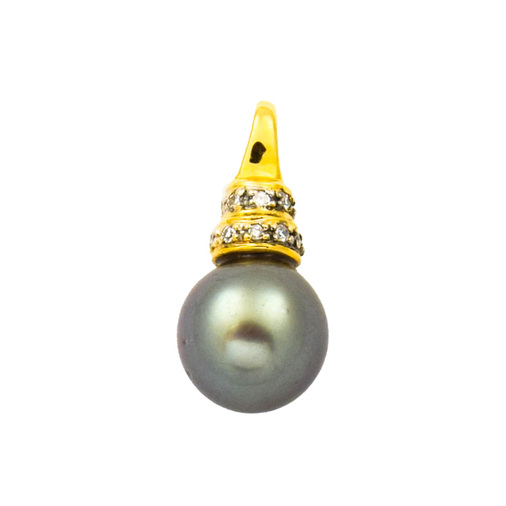 Anhänger aus 750 Gelbgold mit Perle und Diamant, nachhaltiger second hand Schmuck perfekt aufgearbeitet