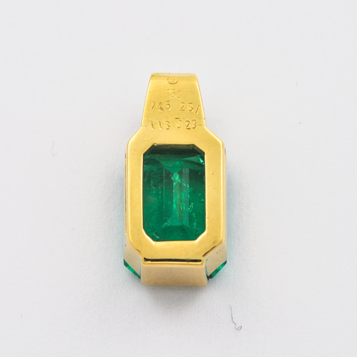 Smaragdanhänger aus 750 Gelbgold mit Diamant, nachhaltiger second hand Schmuck perfekt aufgearbeitet