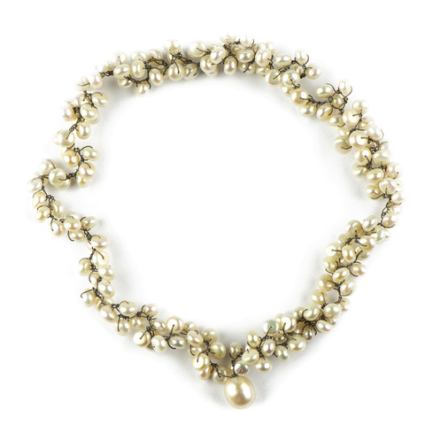 Halskette aus Edelstahl mit Perle, 52 cm, hochwertiger second hand Schmuck perfekt aufgearbeitet