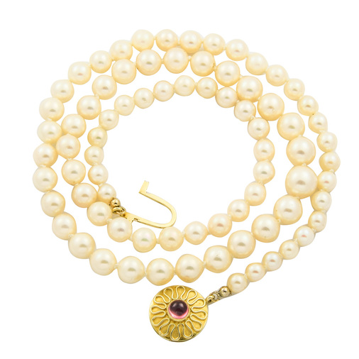 Perlenkette mit Schließe 585 Gelbgold und Turmalin, nachhaltiger second hand Schmuck perfekt aufgearbeitet