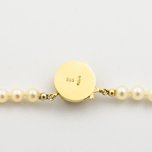 Perlenkette mit Schließe 585 Gelbgold und Turmalin, nachhaltiger second hand Schmuck perfekt aufgearbeitet