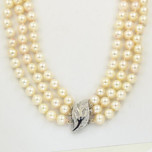 Perlenkette aus 585 Weißgold mit Diamant, nachhaltiger second hand Schmuck perfekt aufgearbeitet