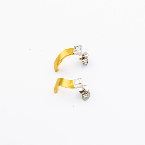 Diamantohrstecker aus 750 Gelb- und Weißgold, nachhaltiger second hand Schmuck perfekt aufgearbeitet
