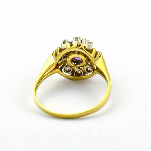 Entourage-Ring aus 585 Gelb- und Weißgold mit Amethyst und Diamant, nachhaltiger second hand Schmuck perfekt aufgearbeitet