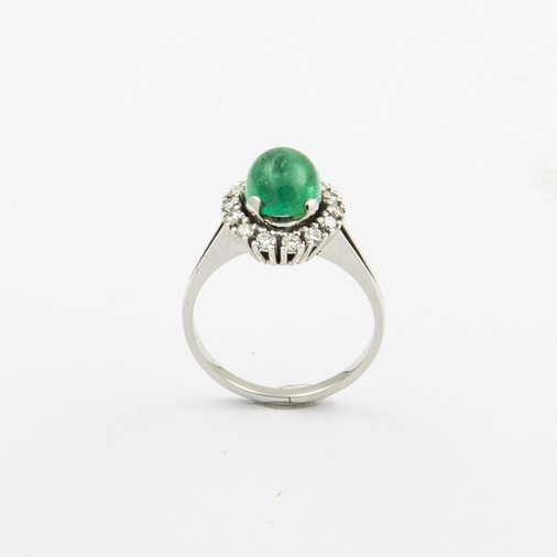 Entourage-Ring aus 750 Weißgold mit Smaragd und Brillant, nachhaltiger second hand Schmuck perfekt aufgearbeitet
