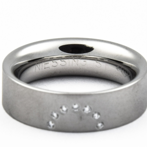 Niessing Ring in.love aus Edelstahl mit Brillant, neuwertig, nachhaltiger second hand Schmuck perfekt aufgearbeitet