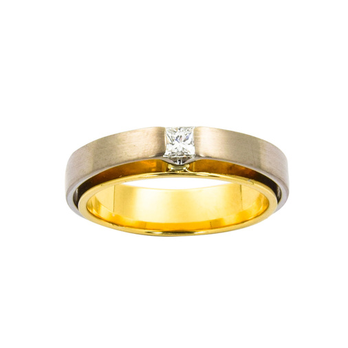 Quinn Ring aus 750 Gelb- und Weißgold mit Diamant, nachhaltiger second hand Schmuck perfekt aufgearbeitet