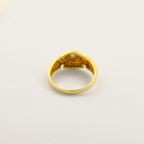 Ring aus 585 Gelbgold mit Brillant, nachhaltiger second hand Schmuck perfekt aufgearbeitet