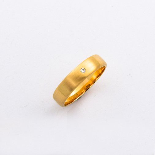 Brillantring aus 585 Gelbgold mit Brillant, nachhaltiger second hand Schmuck perfekt aufgearbeitet