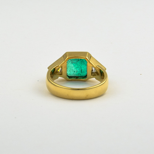Smaragdring aus 750 Gelbgold mit Diamant, nachhaltiger second hand Schmuck perfekt aufgearbeitet