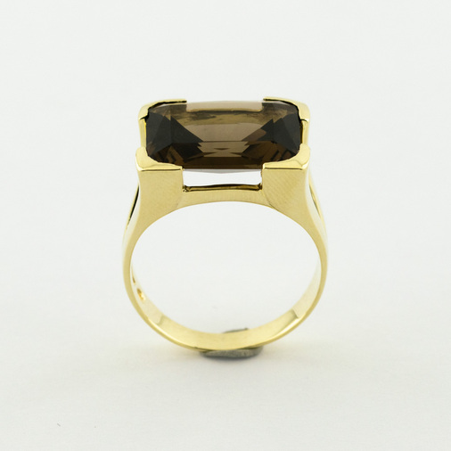 Ring aus 585 Gelbgold mit Rauchquarz, nachhaltiger second hand Schmuck perfekt aufgearbeitet