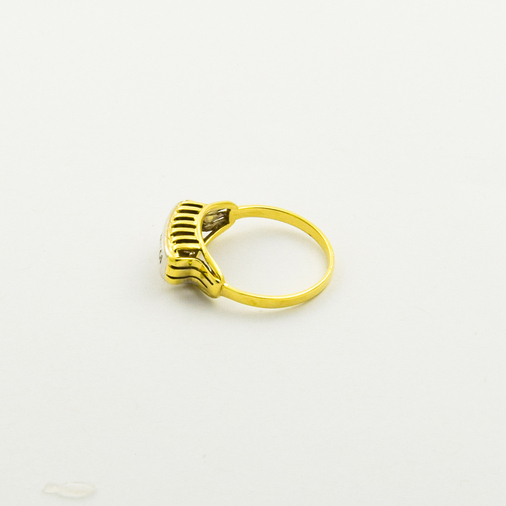 Ring aus 585 Gelbgold mit Diamant, nachhaltiger second hand Schmuck perfekt aufgearbeitet
