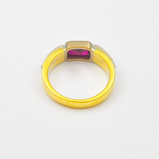 Ring aus 585 Gelb- und Weißgold mit Rubin und Brillant, hochwertiger second hand Schmuck perfekt aufgearbeitet